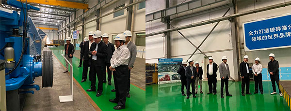 奉賢區人大常委會黨組書記、主任張培榮一行蒞臨上海山美股份開展“優環境、穩經濟”大走訪大調研