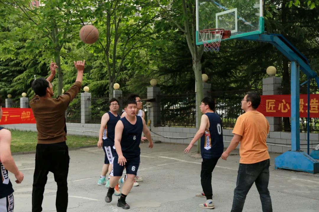 上海山美股份2025春季運動會火熱啟幕！拔河、籃球預賽燃情開戰